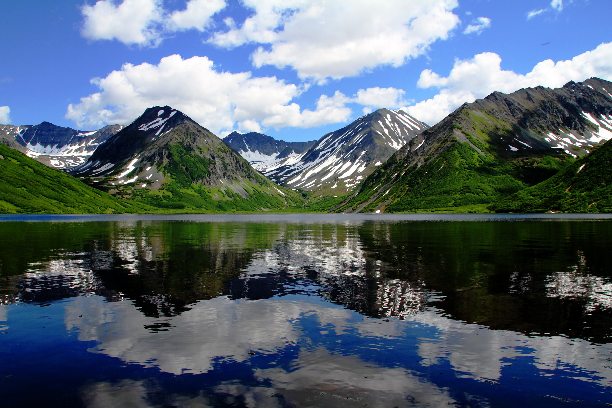 Озера на территории евразии. Природа материка Евразия. Красоты Евразии. Евразия пейзаж. Евразия фото.