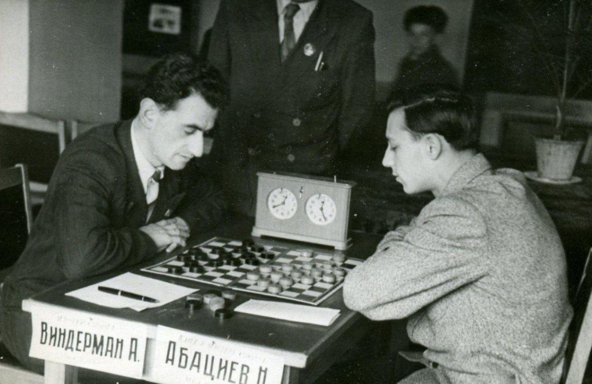 Абациев Николай шашки