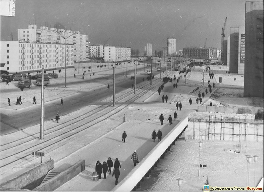 Старые набережных челнов. Набережные Челны 1970. Набережные Челны 70х. Город Набережные Челны в 70 годы. Набережные Челны 1990.